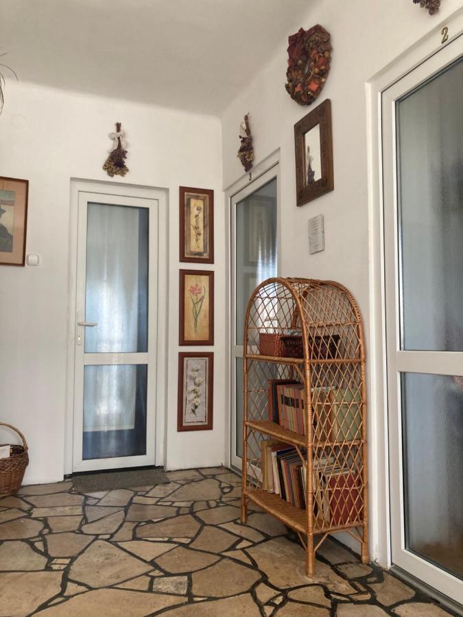 Apartman-Donau Tat Экстерьер фото