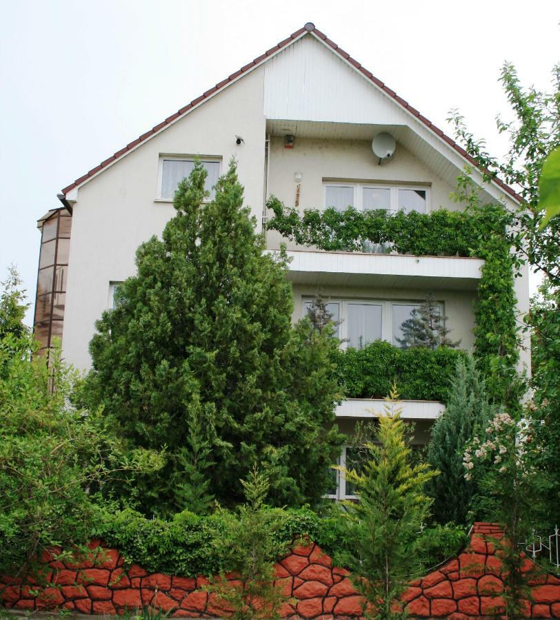 Apartman-Donau Tat Экстерьер фото